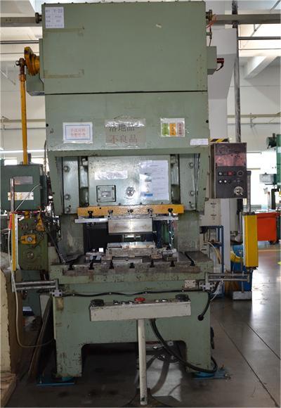 6、80T順送沖壓機.JPG